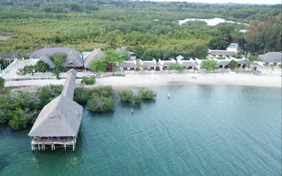 Pemba Misali Sunset Beach Wesha Buitenkant foto